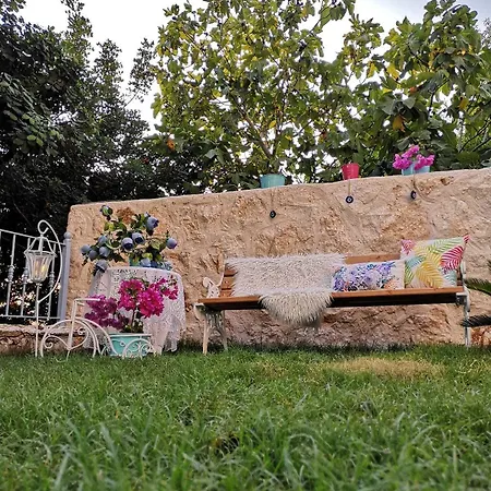 Mavi Kiyi מלון דירות 2*